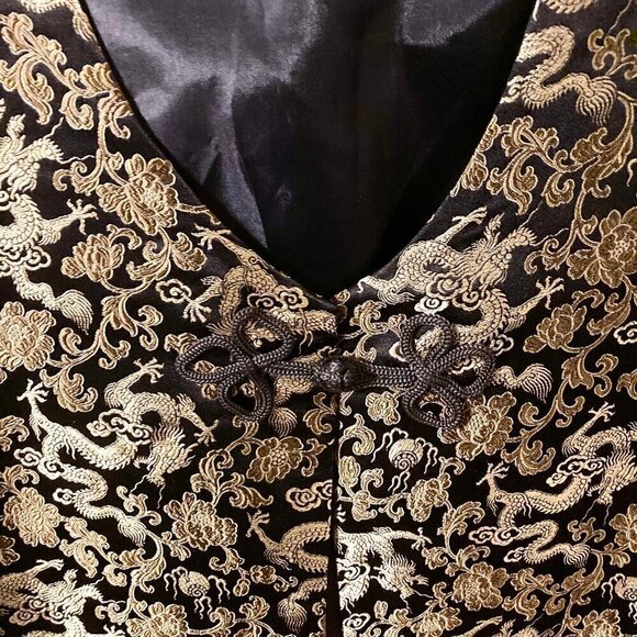 The Planet M Elegant Chinese Vest with Golden Dragon Embroidery - Picture 7 of 9